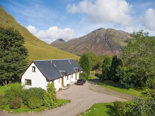 Aonach Cottage - UK41932