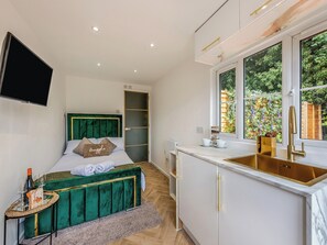 1 quarto, roupa de cama