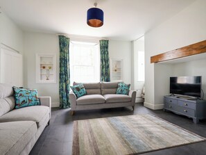 TV - Salt House - UK43012 (Berkeley)