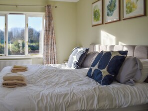 4 dormitorios, wifi gratis, ropa de cama