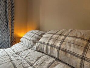 2 chambres, lit parapluie, Wi-Fi gratuit, draps fournis