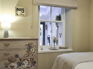 2 bedrooms, free WiFi, bed sheets - 2 bedroom accommodation in Ballater (Ballater)