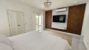 3 bedrooms, WiFi, bed sheets