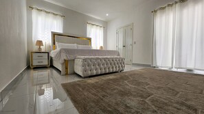 3 bedrooms, WiFi, bed sheets