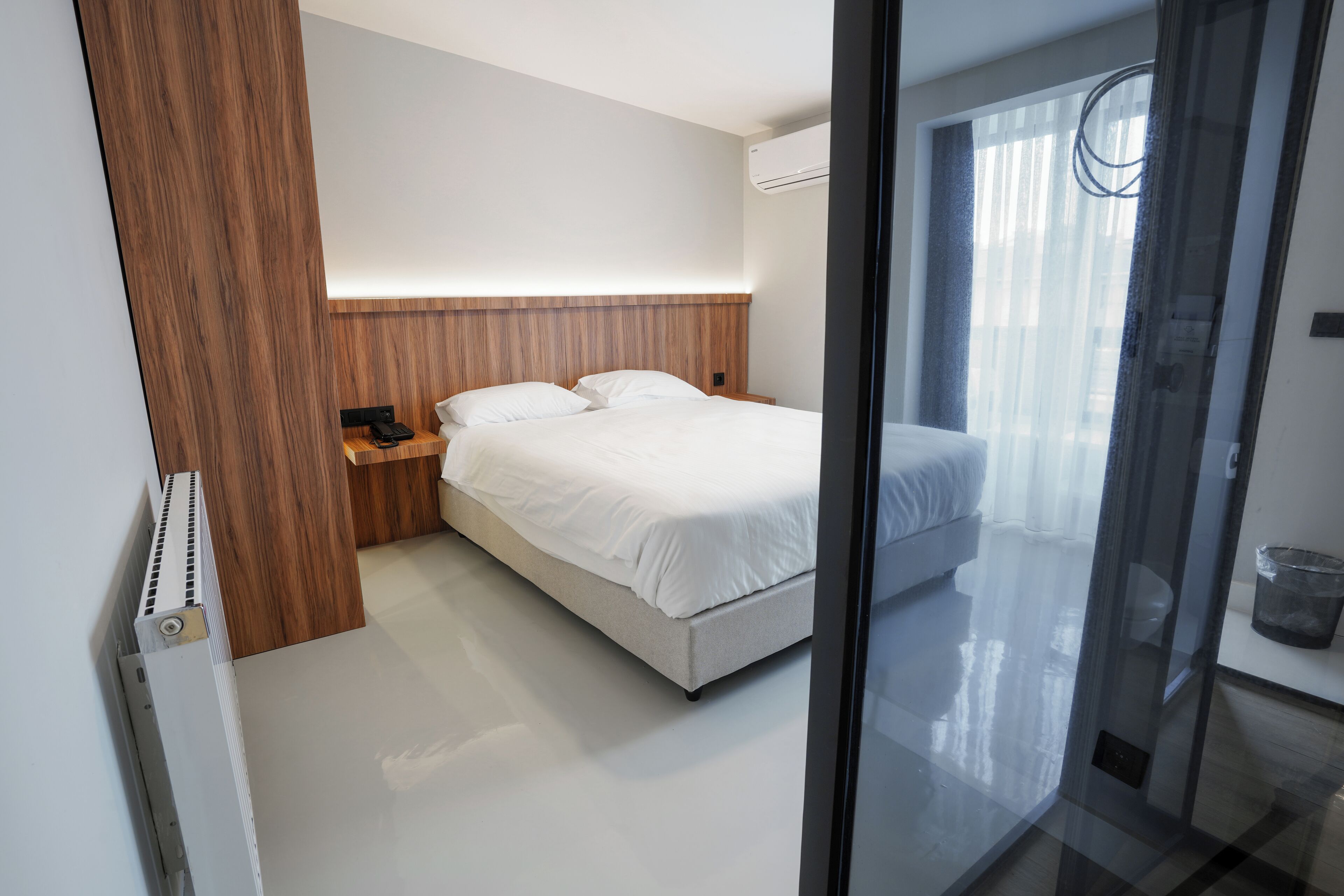 Phòng đôi cơ bản, 1 giường cỡ queen, quang cảnh thành phố | Minibar, két bảo mật tại phòng, màn/rèm cản sáng 