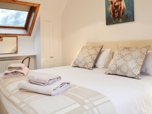 3 bedrooms, free WiFi, bed sheets