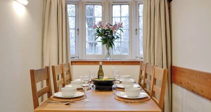 3 bedroom accommodation in Blairgowrie
