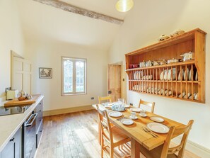 Dining - Apartment at Llanerchydol Hall (Welshpool)
