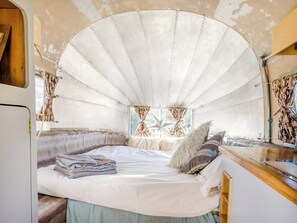 1 bedroom, free WiFi, bed sheets - 1 bedroom accommodation in St. Weonards, near Ross-on-Wye (St. Weonards, near Ross-on-Wye)