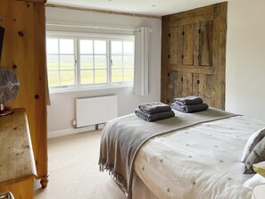 3 habitaciones, wifi gratis y ropa de cama