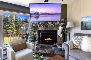 Smart TV, chimenea