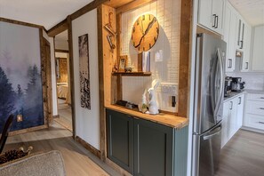 3 habitaciones, cuna de viaje, wifi gratis y ropa de cama