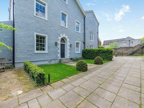 Exterior - Downstairs - UK43929 (Clitheroe)