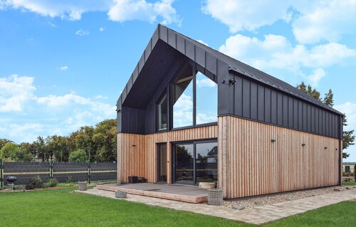Lovely home in Nowe Warpno with sauna