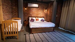 6 soverom, strykejern/-brett, wi-fi og sengetøy