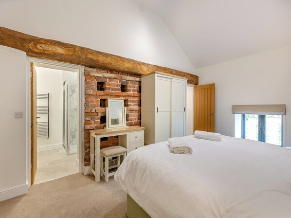 4 chambres, accès au Wi-Fi (inclus), literie fournie