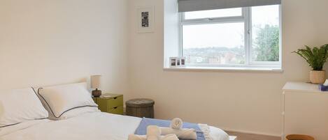 2 habitaciones, wifi gratis y ropa de cama