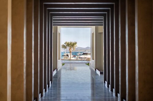 Vista Coral PH Sunset Rooftop Marina & Ocean Views