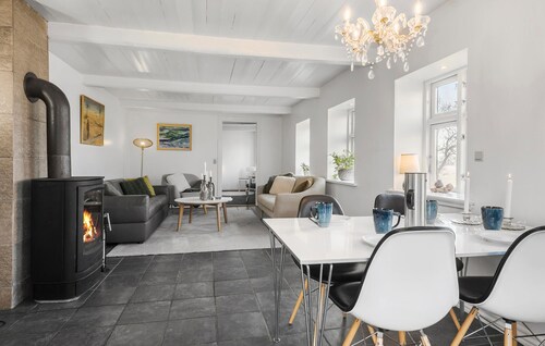 Nice home in Sejerø with WiFi