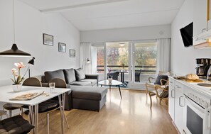 Interior - 1 bedroom gorgeous apartment in Nexø (Nexø)