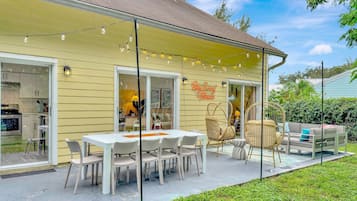 Nhà | 4 phòng ngủ