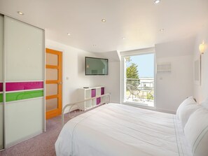 6 chambres, accès au Wi-Fi (inclus), literie fournie