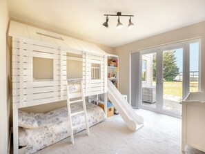 6 Schlafzimmer, kostenloses WLAN, Bettwäsche