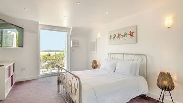 6 chambres, Wi-Fi gratuit, draps fournis