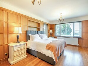 6 habitaciones, wifi gratis y ropa de cama