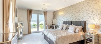 6 bedroom accommodation in St Osyth, near Clacton-on-Sea