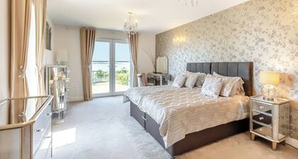 6 bedroom accommodation in St Osyth, near Clacton-on-Sea