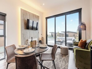 Dining - Cadnant Lodge 2 - UK42795 (Llangefni)