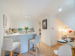 Dining - 1 bedroom accommodation in Lancaster (Lancaster)