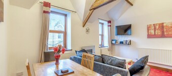 The Old Drapery - UK43568