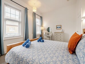 3 soverom, wi-fi (inkludert) og sengetøy