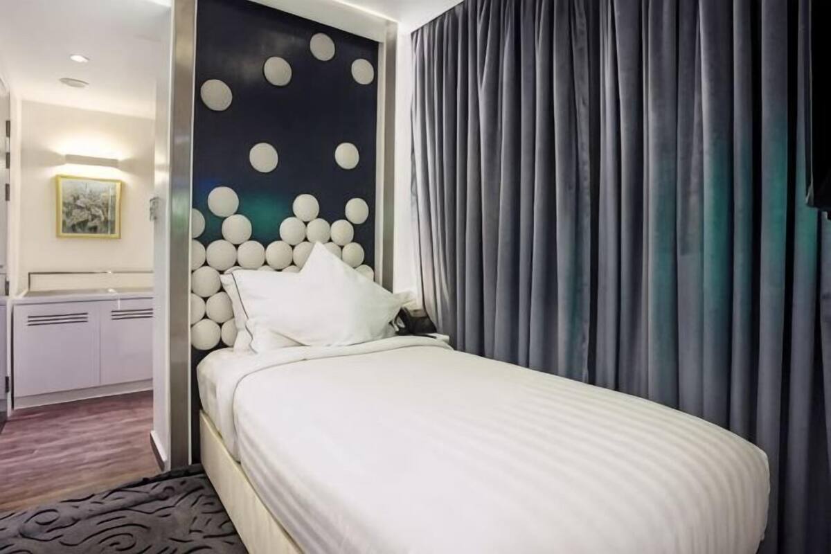 In-room safe, desk, laptop workspace, blackout drapes