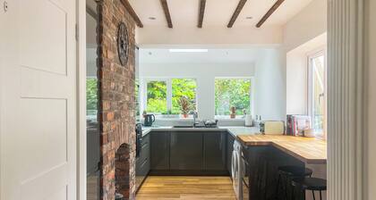 A luxury town house bordering the Brecon Beacons National Park.