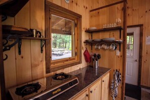 Plaque de cuisson, cafetière/bouilloire, bouilloire électrique