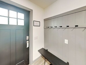 House (3 Bedrooms) | Property amenity