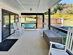 House (3 Bedrooms) | Property amenity