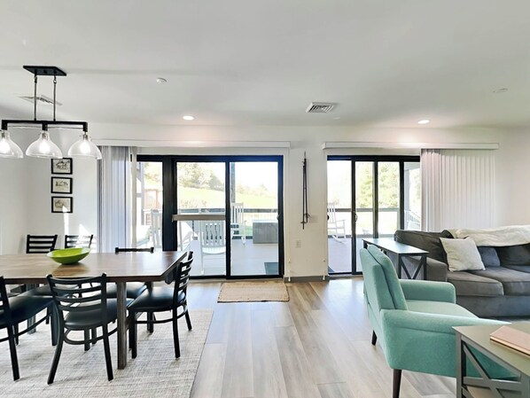 House (3 Bedrooms) | Property amenity