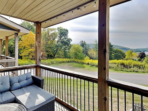 Bluebeary Retreat by Taylor Made Deep Creek