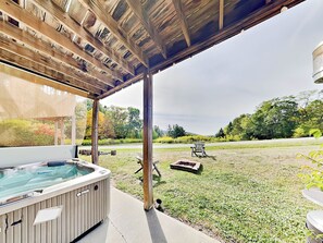 House (4 Bedrooms) | Property amenity - Bluebeary Retreat by Taylor Made Deep Creek (McHenry)