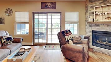 House (4 Bedrooms) | Property amenity