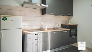 電冰箱、鍋具/餐盤/廚房用品