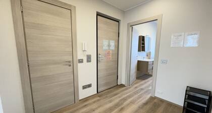 5' from Centre, Total Comfort in the Heart of Alba