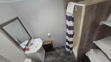 Shower, towels, soap, shampoo
