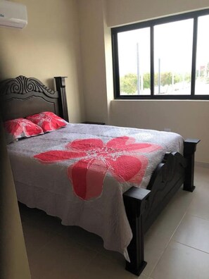 3 bedrooms, free WiFi, bed sheets - Lovely 3-Bedroom Villa in Punta Cana: AC, WiFi, and Private Pool Oasis (Veron)
