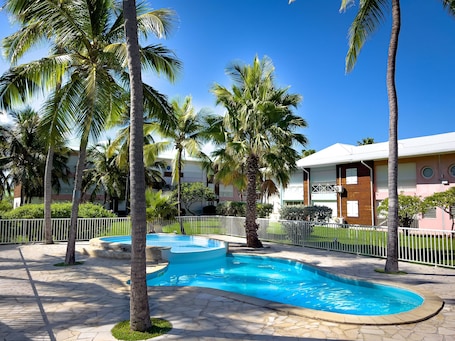 2 outdoor pools, open 9:00 AM to 8:00 PM, sun loungers