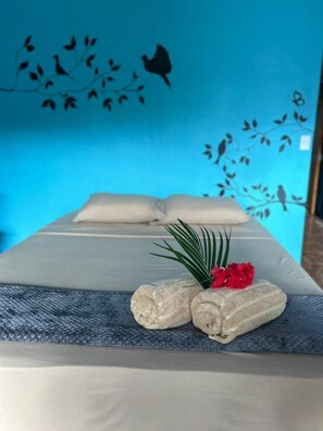 Kahden hengen comfort-huone, parveke, vuoristonäköala | Ilmainen Wi-Fi, vuodevaatteet